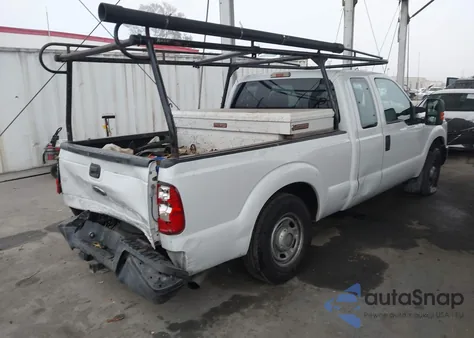 2014 Ford F-250 Xl z USA, uszkodzony, nr VIN 1FT7X2A6XEEB51768